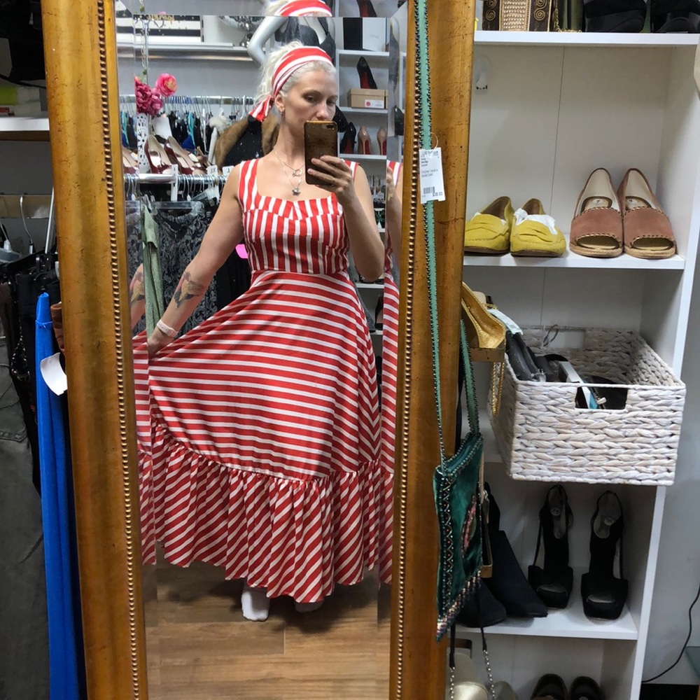 Nice Flowy Red & White Stripped Maxi Dress - SM - Picture 1 of 2